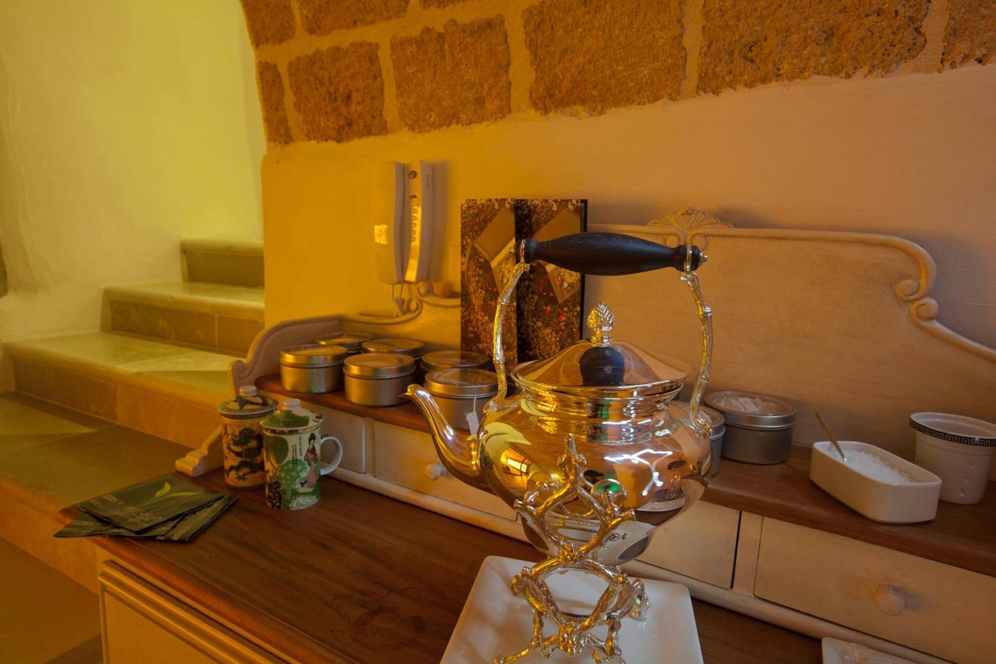 Bed and Breakfast Giovi Relais Полиньяно-а-Маре Экстерьер фото